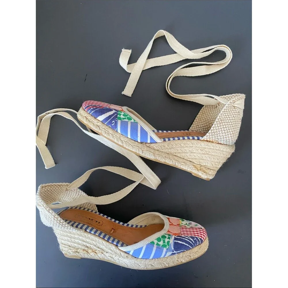 Coach Patchwork Espadrille Wedges Multicolor Sz 7R Logo Floral Coastal Preppy